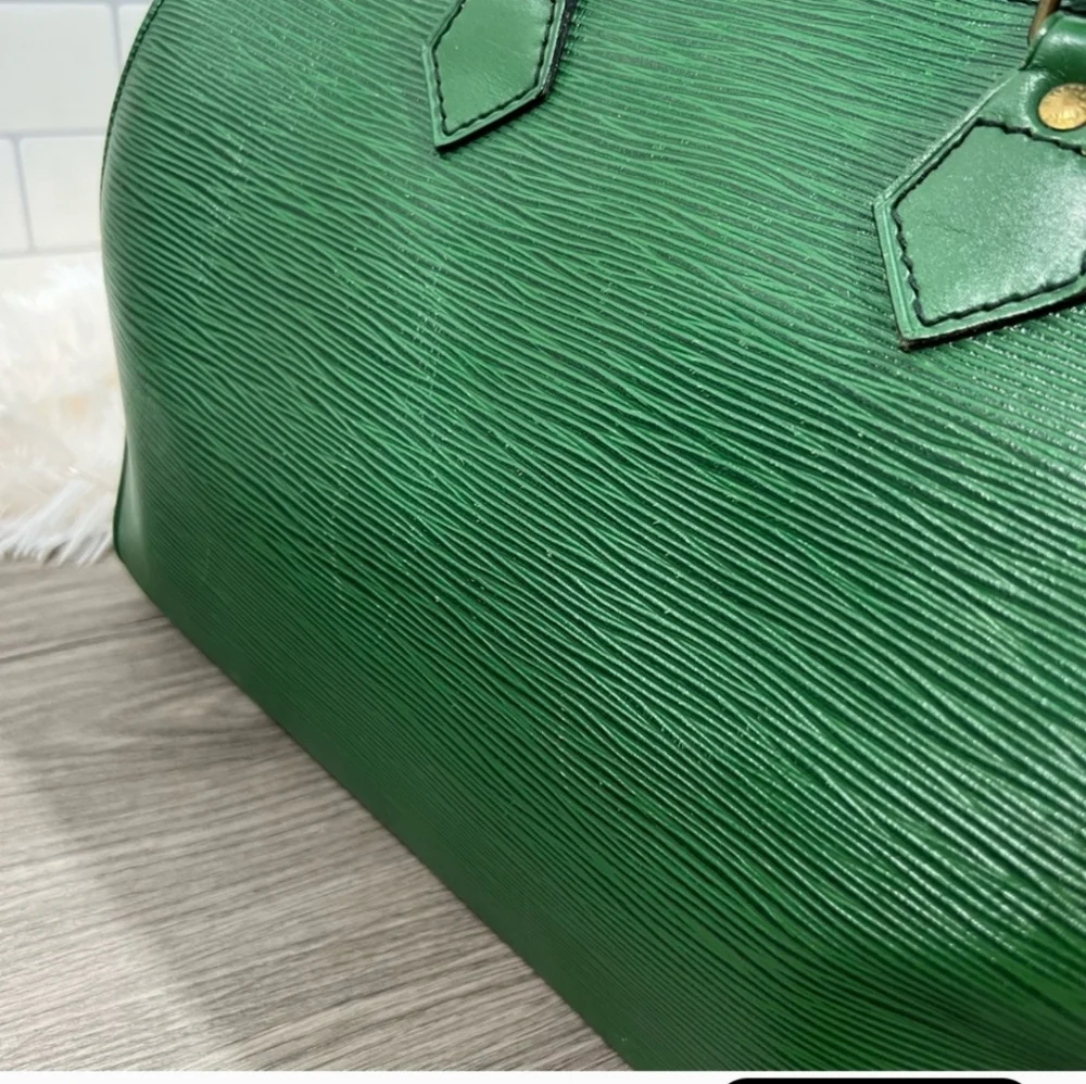 LV Epi Leather 💚 Speedy 30